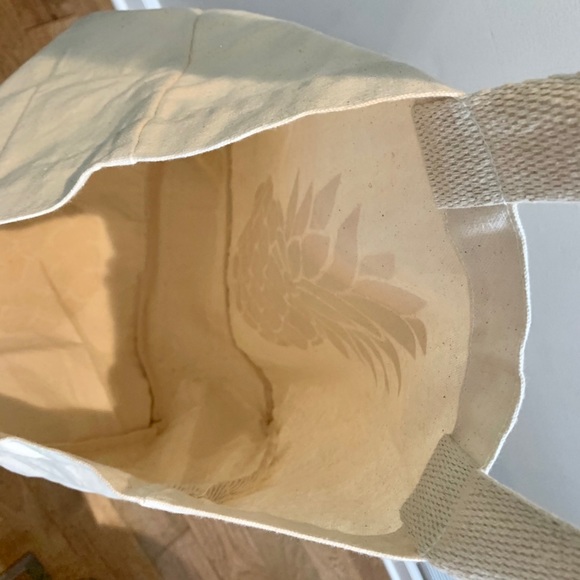 XL canvas Tote with Glitter Gold Pineapple - Picture 3 of 4